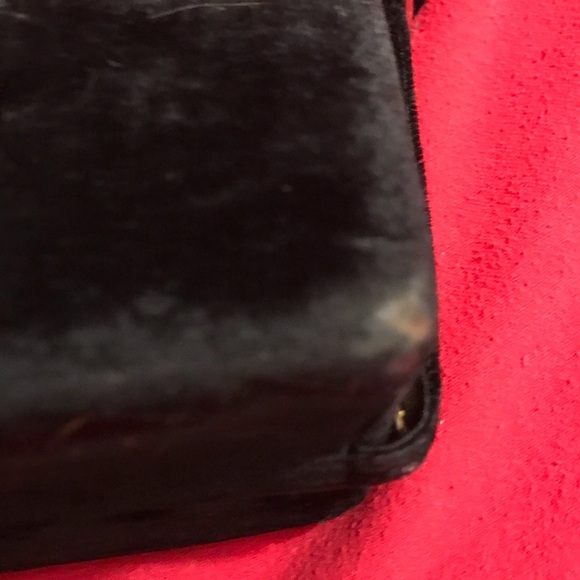 Vintage Black Velvet Purse with Gold Trim with Velvet Handle - Picture 3 of 10